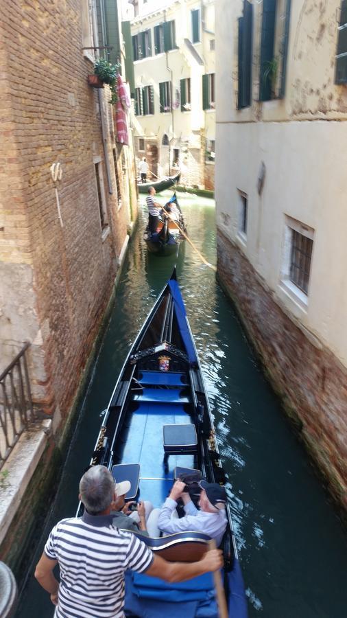 Casa Genoveffa Acomodação com café da manhã Veneza Exterior foto